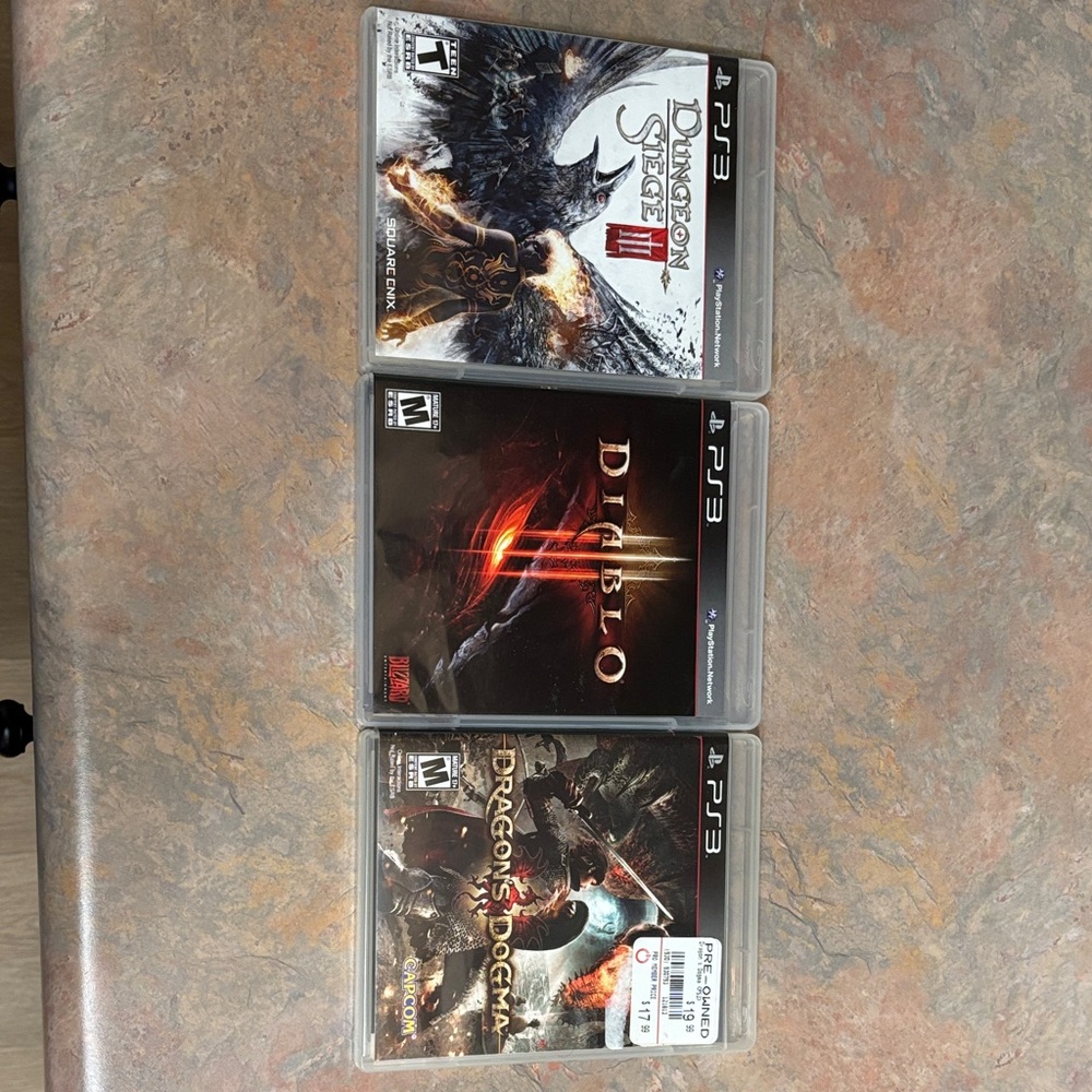 PlayStation 3 Bundle - Diablo III (PS3), Dragon’s Dogma & Dungeon Siege